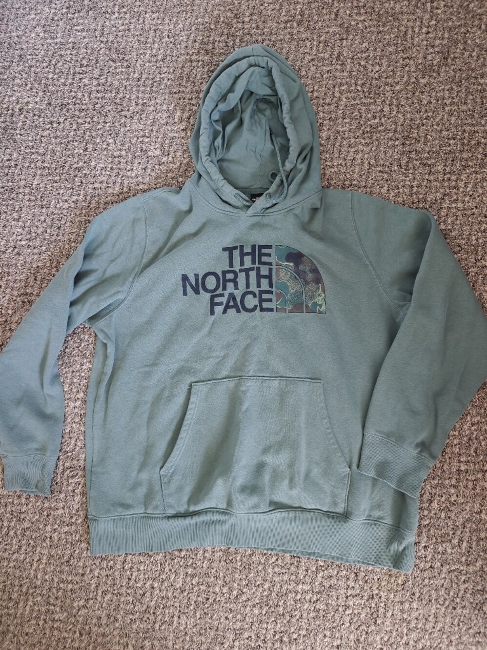 The North Face hoodie XL Green camo-filled logo Mens